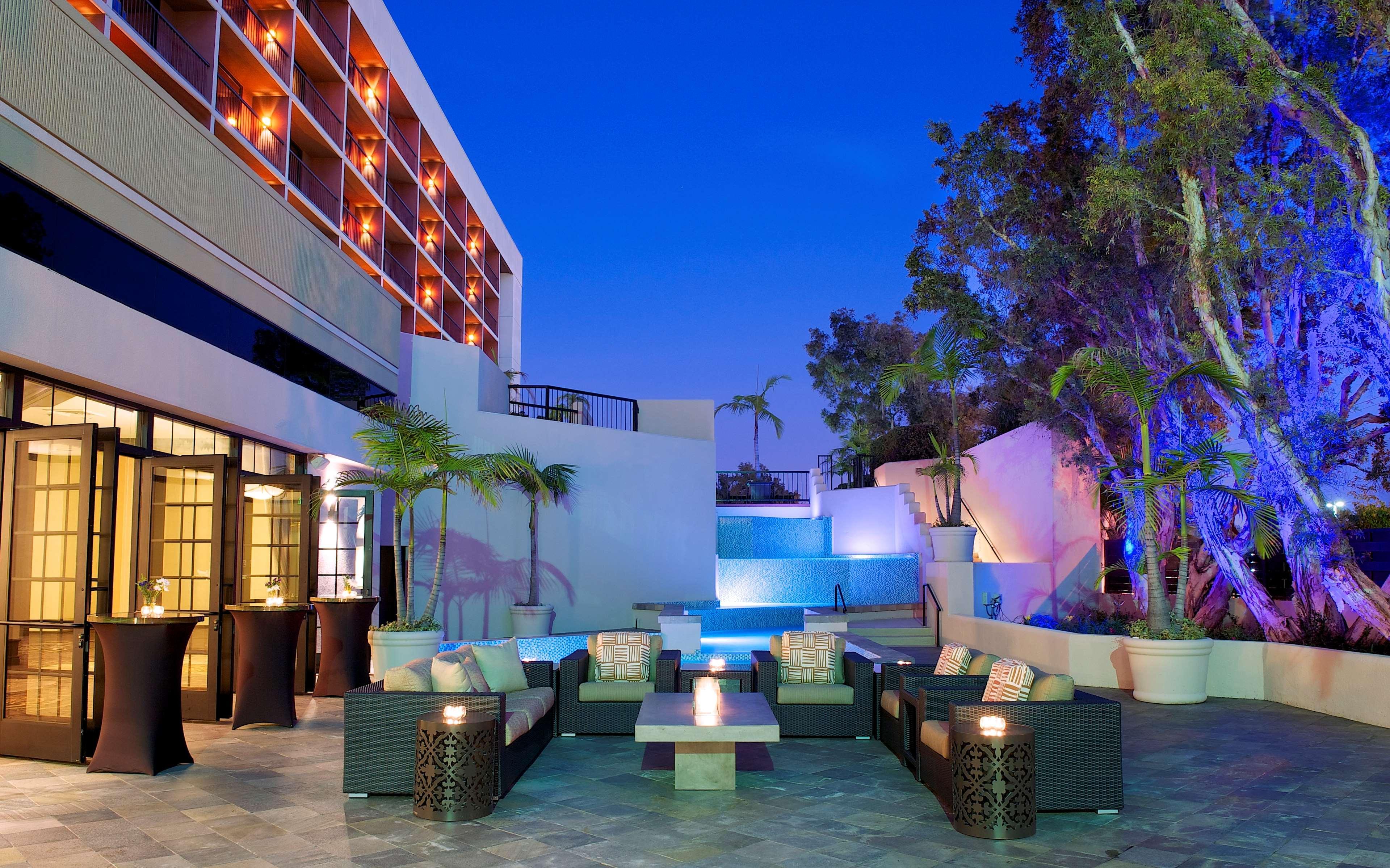Hilton Orange County/Costa Mesa Hotel Exterior foto