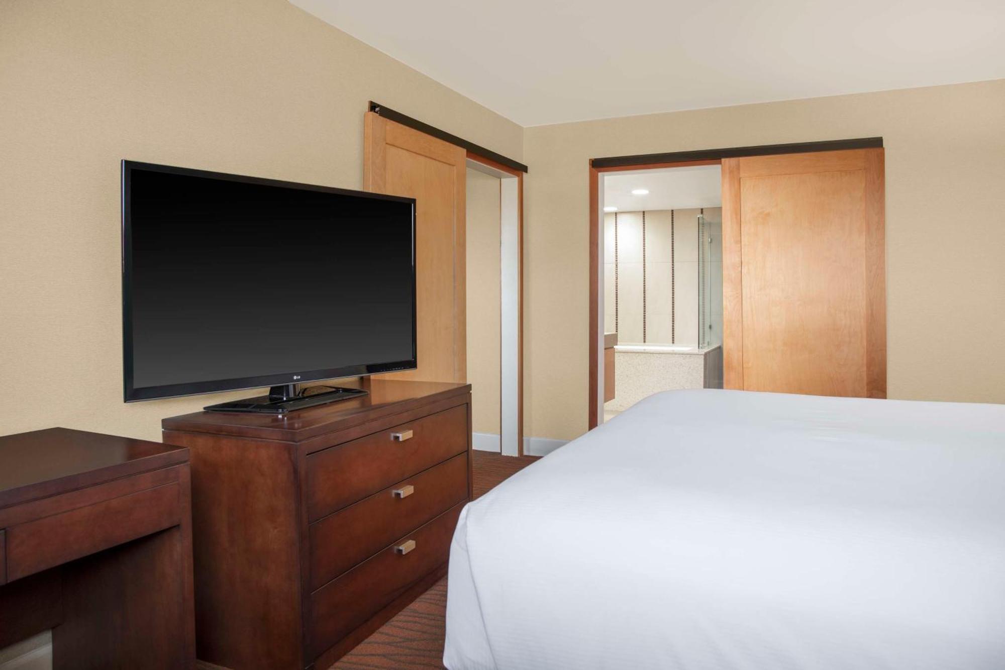 Hilton Orange County/Costa Mesa Hotel Exterior foto