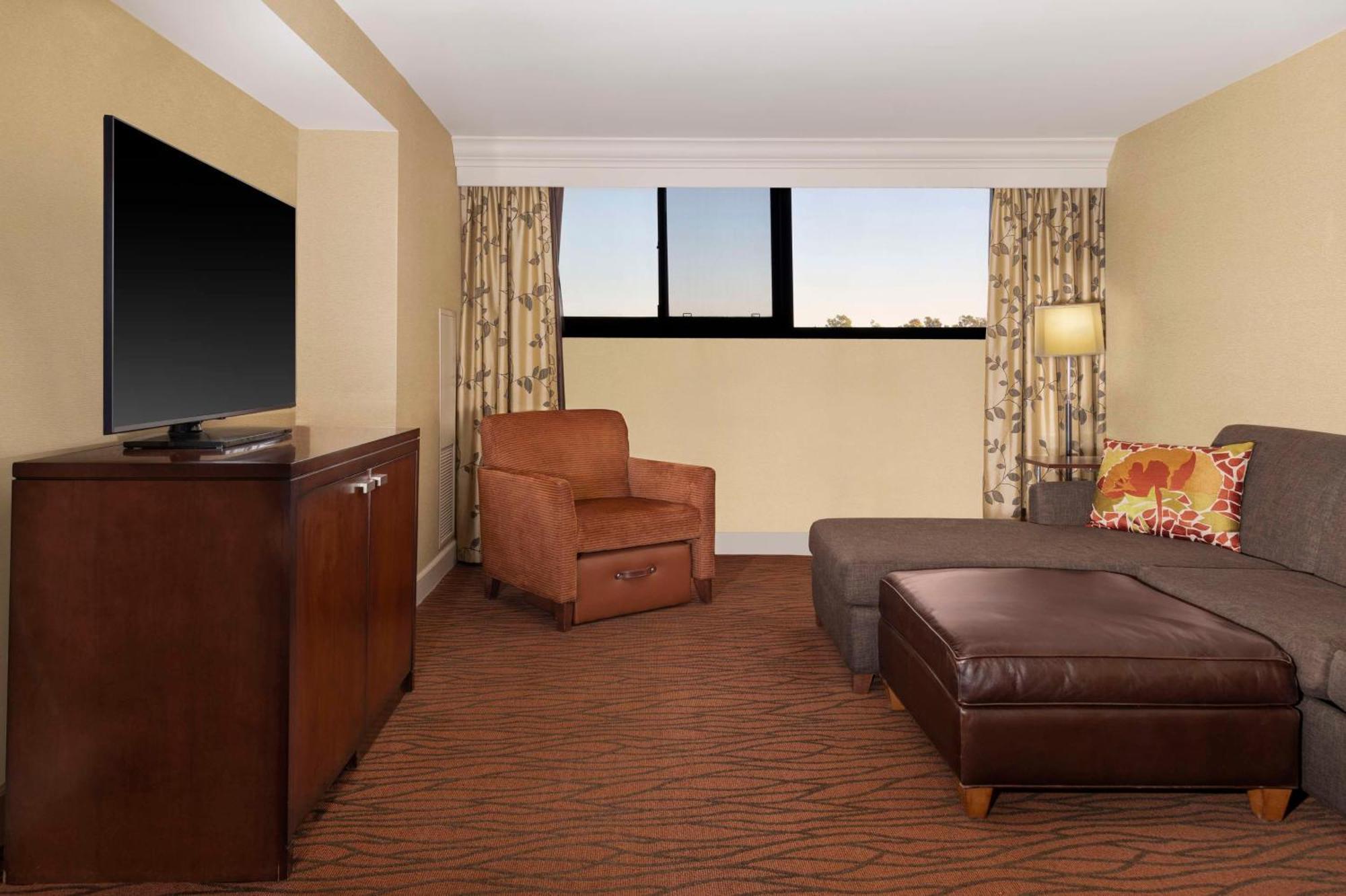 Hilton Orange County/Costa Mesa Hotel Exterior foto