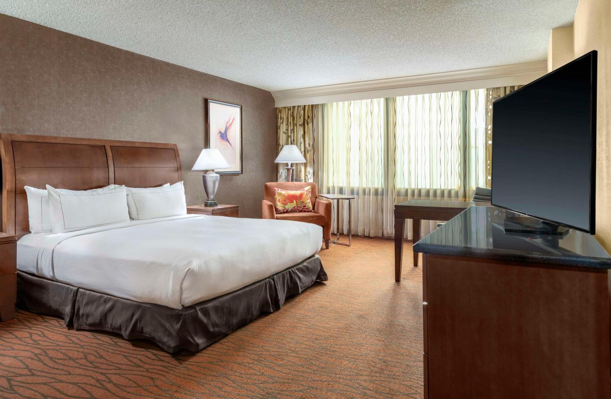 Hilton Orange County/Costa Mesa Hotel Exterior foto